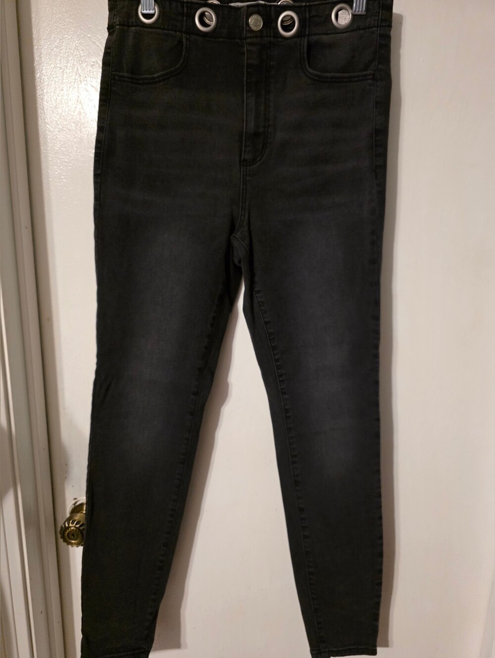 Garage Women's High-Waist Black Skinny Jeans with Grommet Waist
